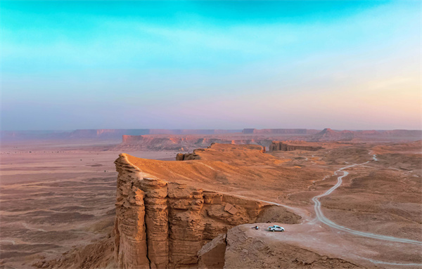 1726733617489622.jpg 沙特阿拉伯风景.jpg